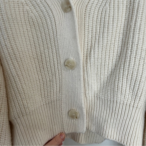 Toccin Solid Beach Cardigan - Picture 4 of 6